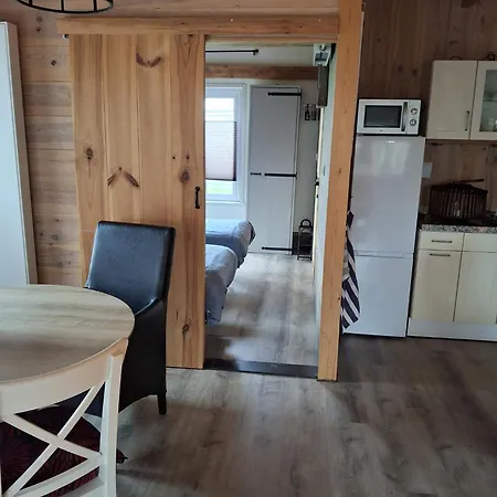 Chalet Bij Maud Barsingerhorn
